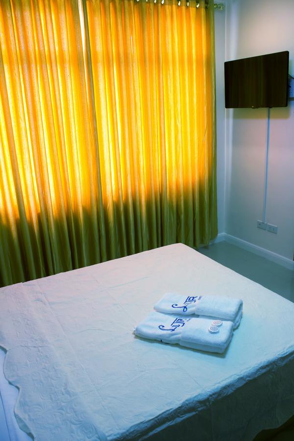 La Trinidad Pension House Kalibo Ngoại thất bức ảnh