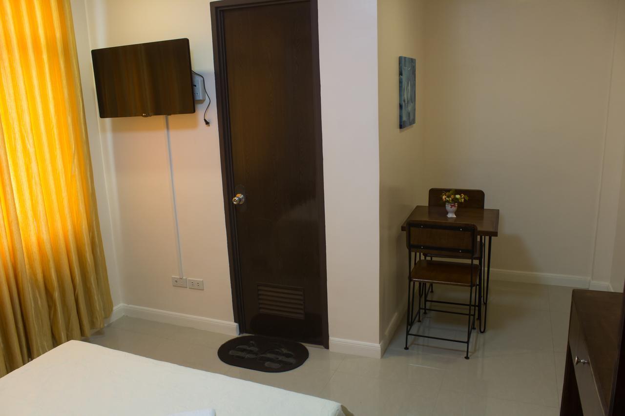 La Trinidad Pension House Kalibo Ngoại thất bức ảnh