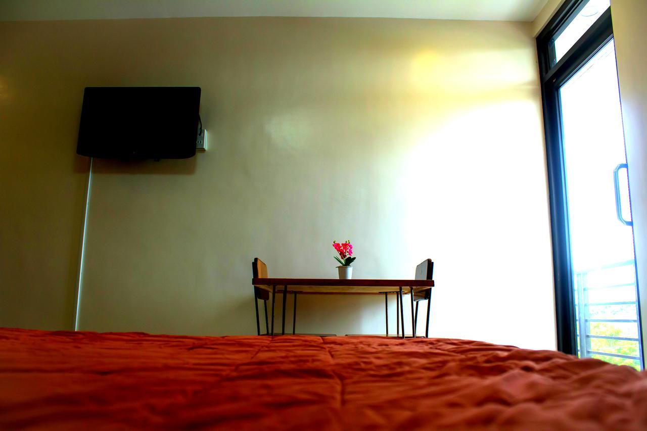 La Trinidad Pension House Kalibo Ngoại thất bức ảnh