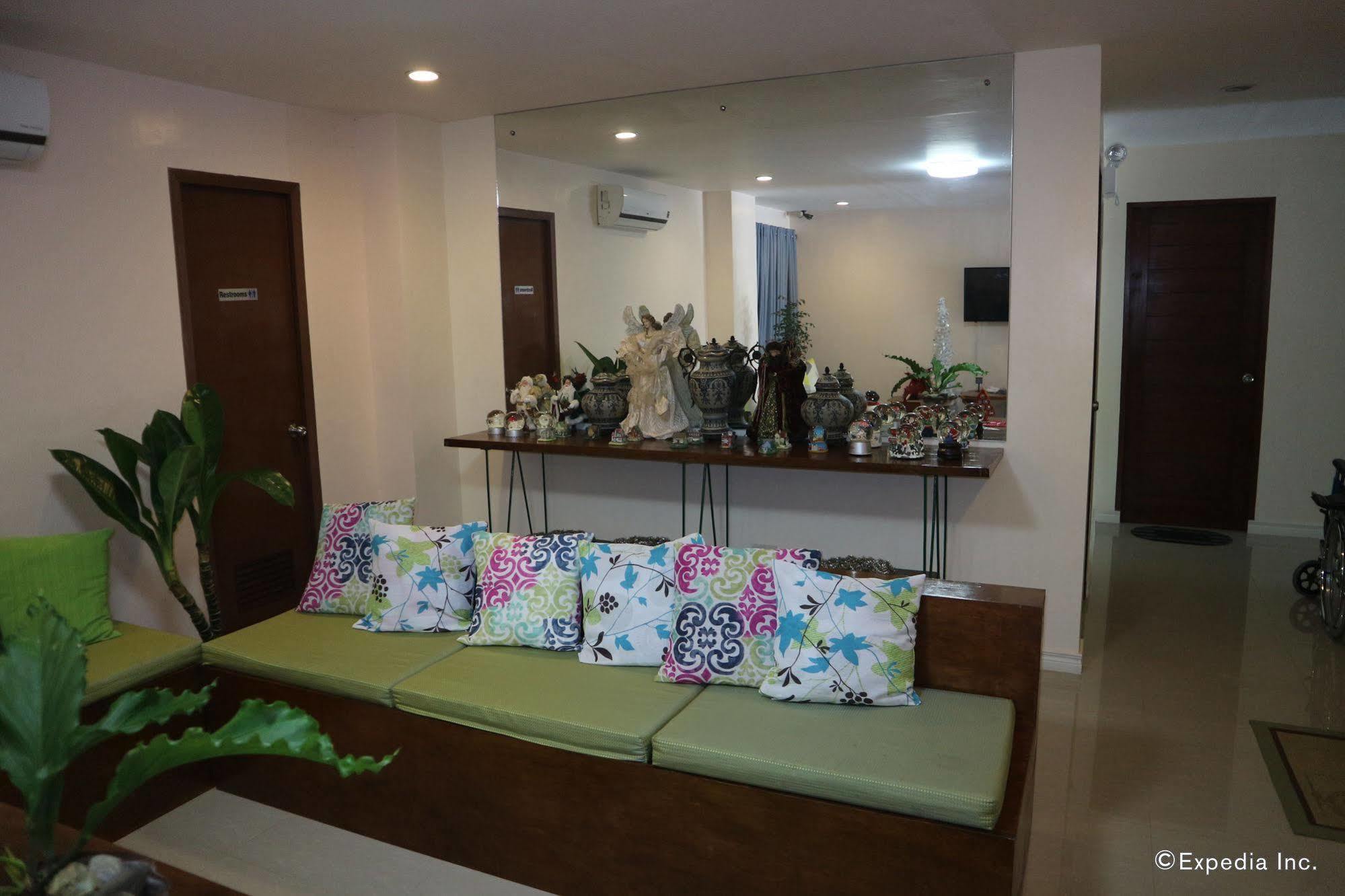 La Trinidad Pension House Kalibo Ngoại thất bức ảnh