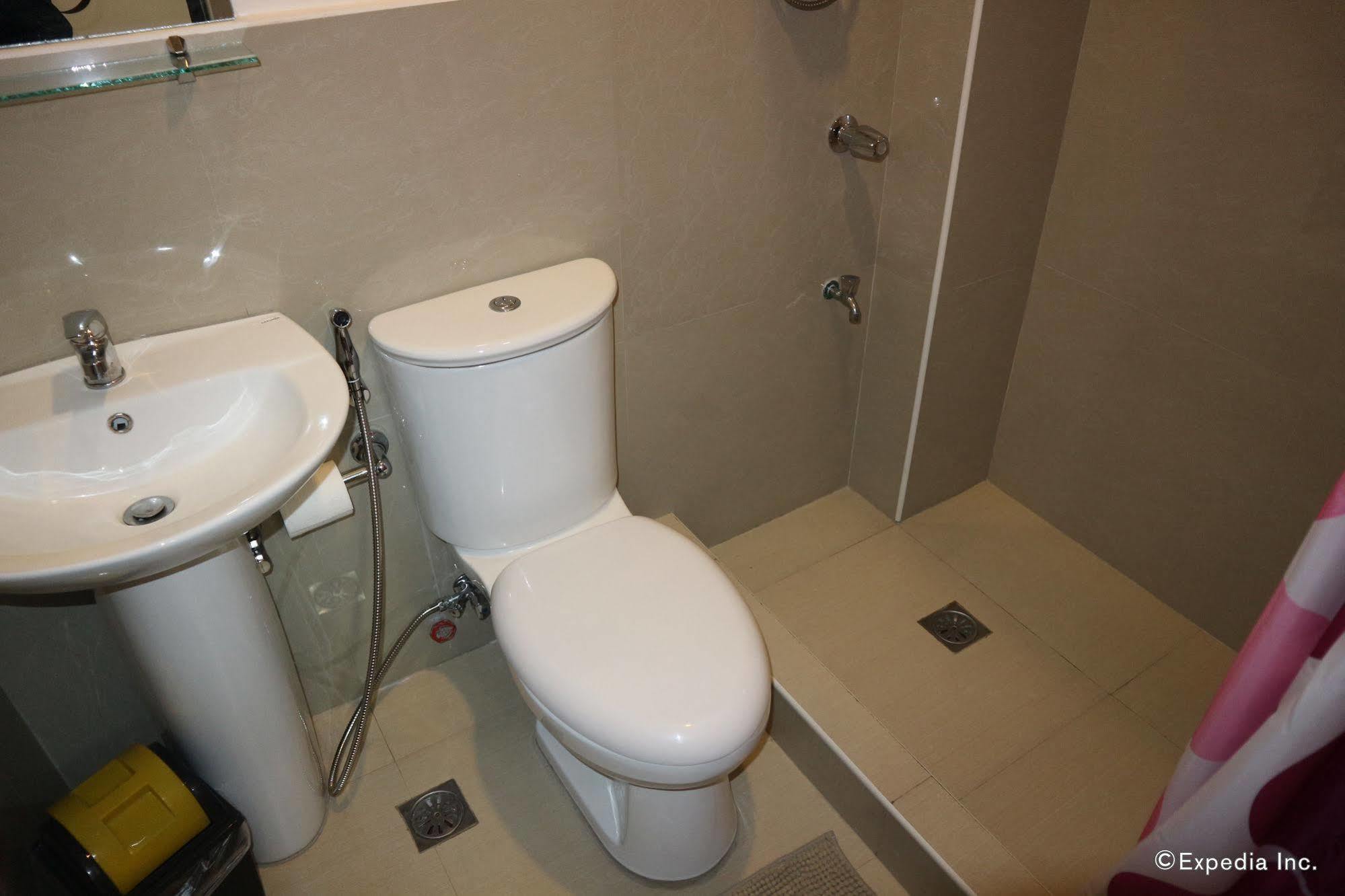 La Trinidad Pension House Kalibo Ngoại thất bức ảnh