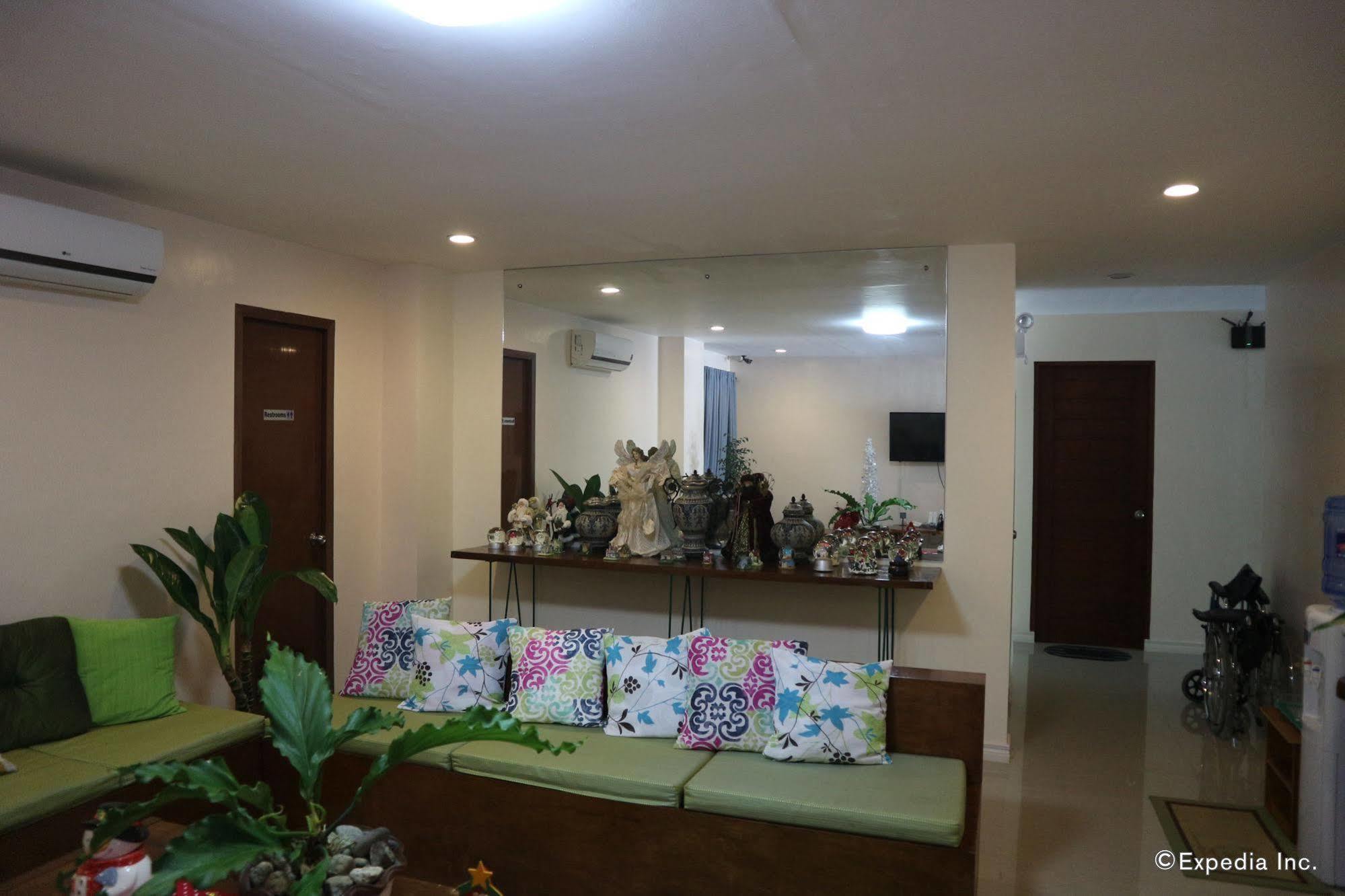 La Trinidad Pension House Kalibo Ngoại thất bức ảnh
